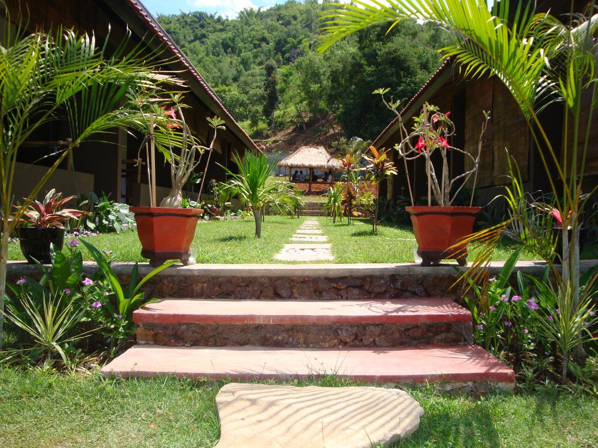 Relaxing Homestay Kuta  Экстерьер фото